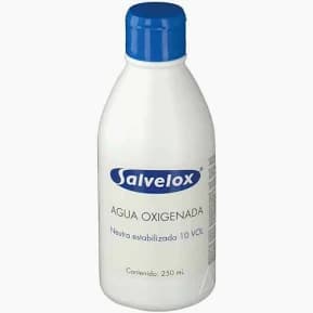 Imagen de Agua Oxigenada Salvelox 5% 250 Ml